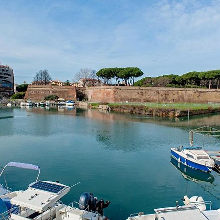 Appartamento Casina Di Alo E Ala Livorno Esterno foto