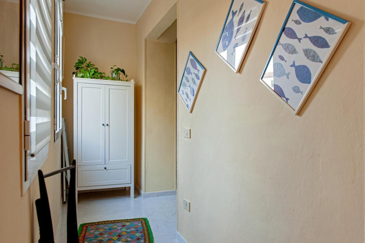 Appartamento Casina Di Alo E Ala Livorno Esterno foto